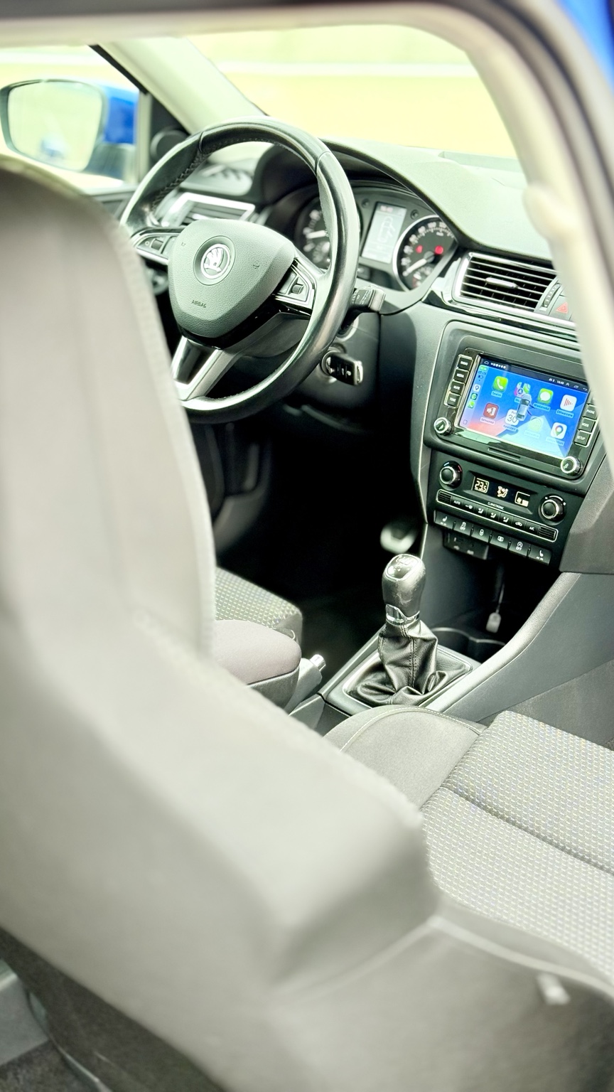 Škoda Rapid — wnętrze i kokpit